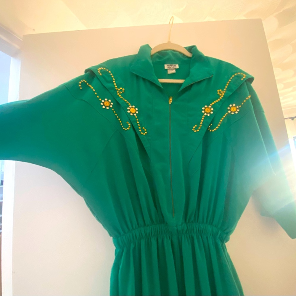 Beautiful VINTAGE Teal Green Rio Inc Embroidered Jumper